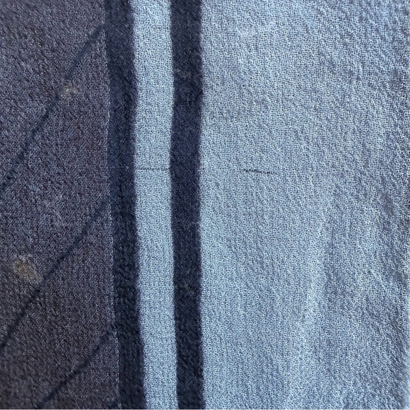 Silk Scarf-BCBG Sheer Patterned Scarf, Beautiful - Picture 11 of 11